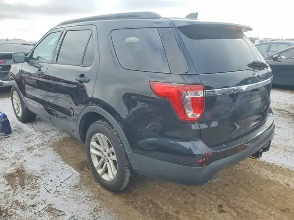 1FM5K8B84HGB38964 2017 FORD EXPLORER - Image 2