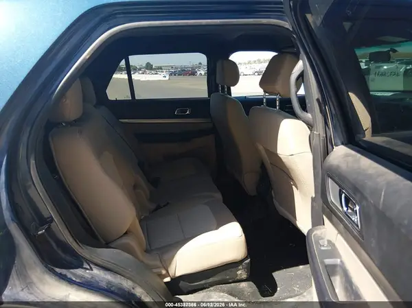 1FM5K8B84HGB41637 2017 FORD EXPLORER - Image 8