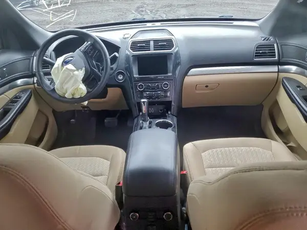1FM5K8B84HGC50261 2017 FORD EXPLORER - Image 8