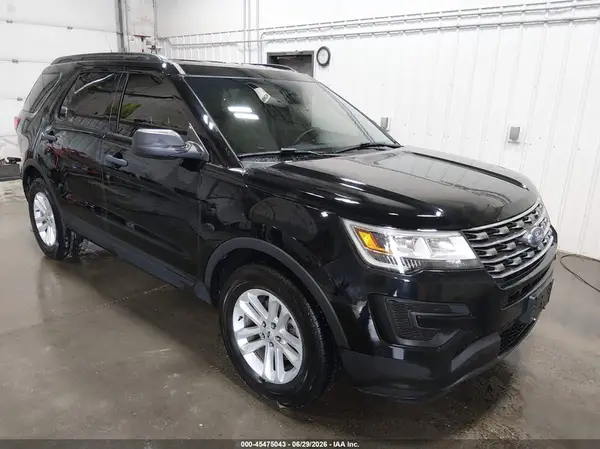 1FM5K8B84HGE01972 2017 FORD EXPLORER - Image 1