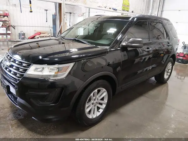 1FM5K8B84HGE01972 2017 FORD EXPLORER - Image 2