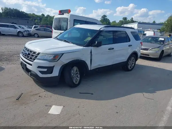 1FM5K8B85GGC36867 2016 FORD EXPLORER - Image 2