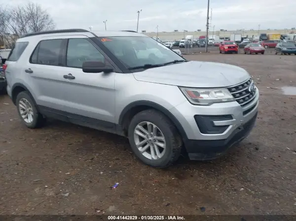 1FM5K8B85HGC79395 2017 FORD EXPLORER - Image 1