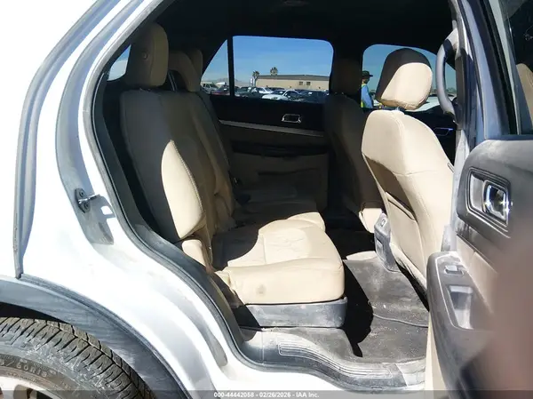 1FM5K8B86HGC14930 2017 FORD EXPLORER - Image 8
