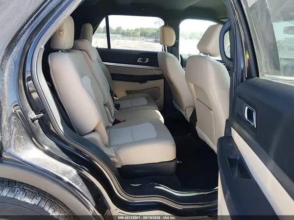 1FM5K8B86HGC63688 2017 FORD EXPLORER - Image 8