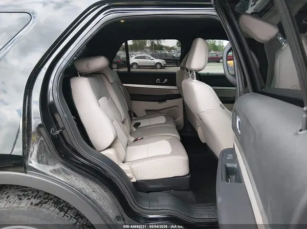 1FM5K8B86JGC45407 2018 FORD EXPLORER - Image 8