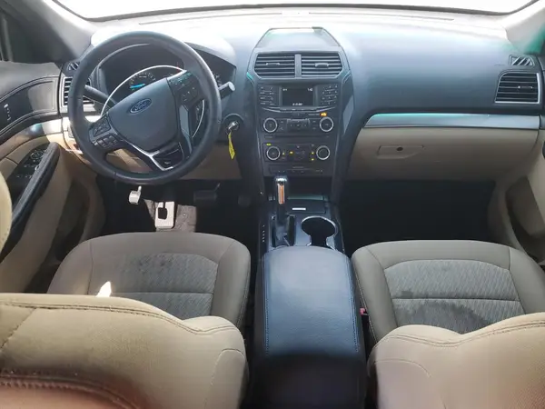 1FM5K8B87HGA13487 2017 FORD EXPLORER - Image 8