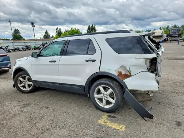 1FM5K8B87HGE00587 2017 FORD EXPLORER - Image 2
