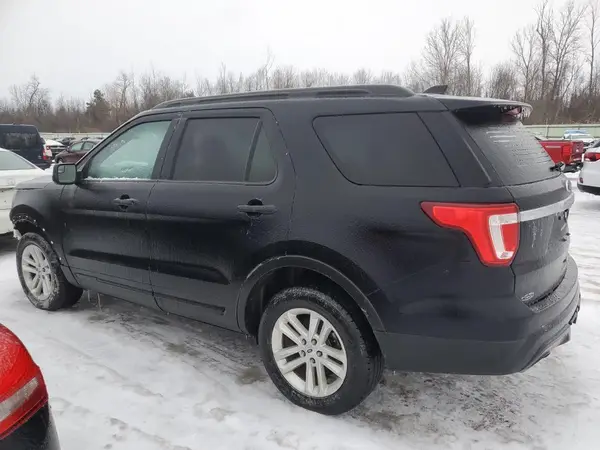 1FM5K8B88HGB44542 2017 FORD EXPLORER - Image 2
