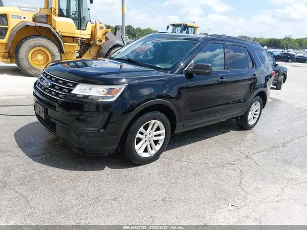 1FM5K8B88HGE01943 2017 FORD EXPLORER - Image 2