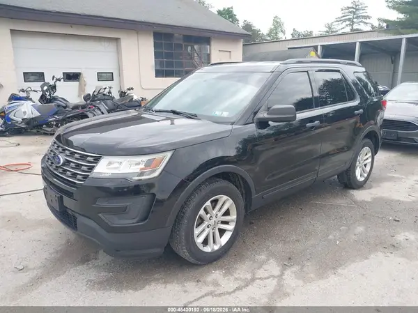 1FM5K8B88HGE14160 2017 FORD EXPLORER - Image 2