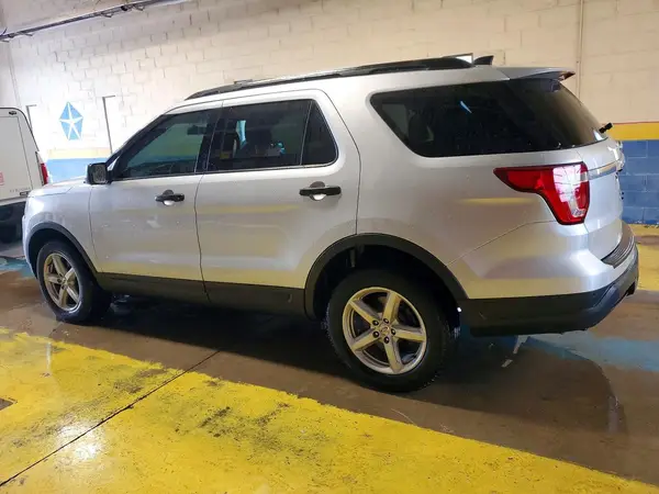 1FM5K8B88JGC29418 2018 FORD EXPLORER - Image 2