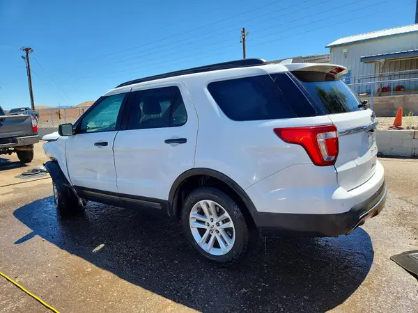 1FM5K8B89GGB74809 2016 FORD EXPLORER - Image 2