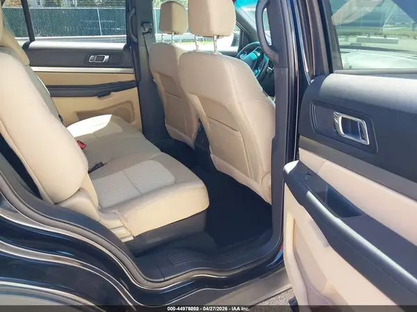 1FM5K8B89HGB01165 2017 FORD EXPLORER - Image 8