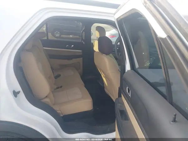 1FM5K8B89HGB54027 2017 FORD EXPLORER - Image 8