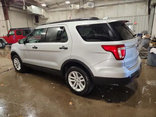 1FM5K8B89HGC66049 2017 FORD EXPLORER - Image 2