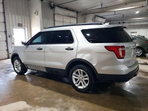1FM5K8B89HGD15007 2017 FORD EXPLORER - Image 2