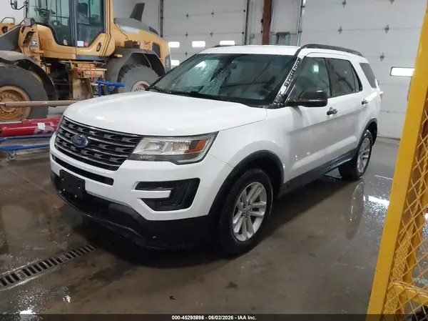1FM5K8B89HGD18621 2017 FORD EXPLORER - Image 2