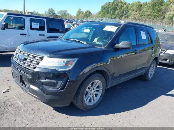1FM5K8B8XGGB68811 2016 FORD EXPLORER - Image 2