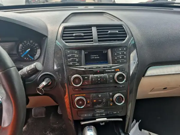 1FM5K8B8XGGD32428 2016 FORD EXPLORER - Image 2