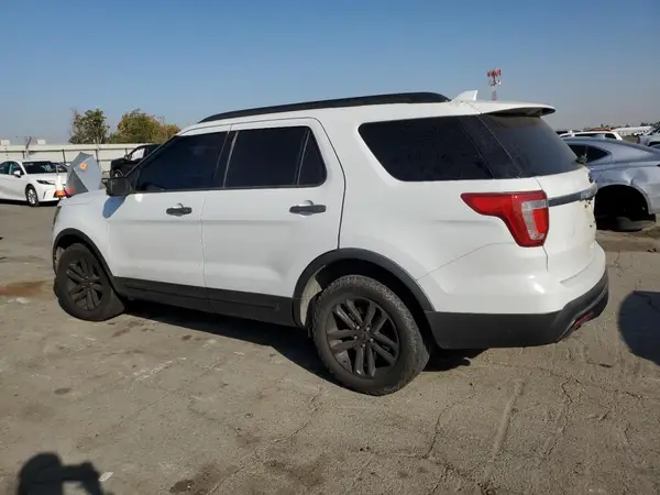 1FM5K8B8XHGC32928 2017 FORD EXPLORER - Image 2
