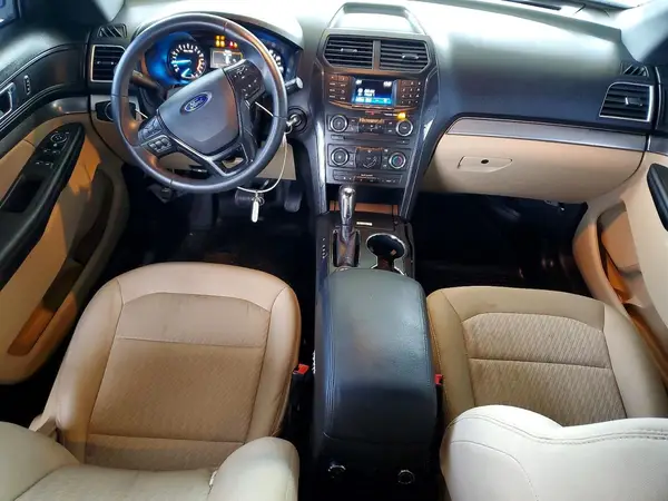 1FM5K8B8XHGC90568 2017 FORD EXPLORER - Image 8