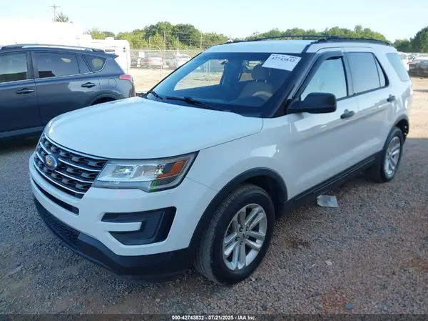 1FM5K8B8XHGD01651 2017 FORD EXPLORER - Image 2
