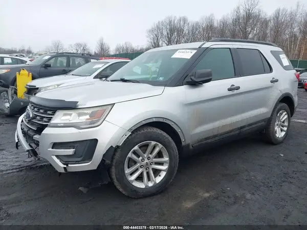 1FM5K8B8XHGD06929 2017 FORD EXPLORER - Image 2