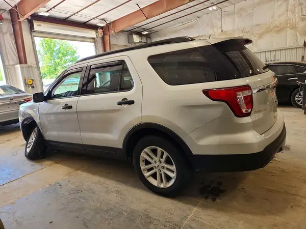 1FM5K8BH0GGC15358 2016 FORD EXPLORER - Image 2