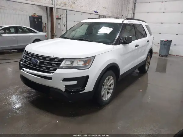 1FM5K8BH0HGA70842 2017 FORD EXPLORER - Image 2