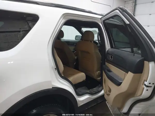 1FM5K8BH0HGA70842 2017 FORD EXPLORER - Image 8