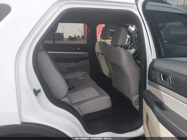 1FM5K8BH2JGC45324 2018 FORD EXPLORER - Image 8