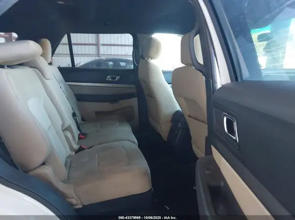 1FM5K8BH7HGE26588 2017 FORD EXPLORER - Image 8