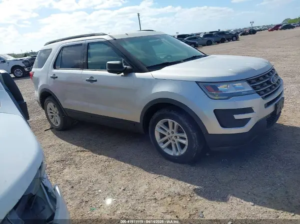 1FM5K8BH8HGA52881 2017 FORD EXPLORER - Image 1