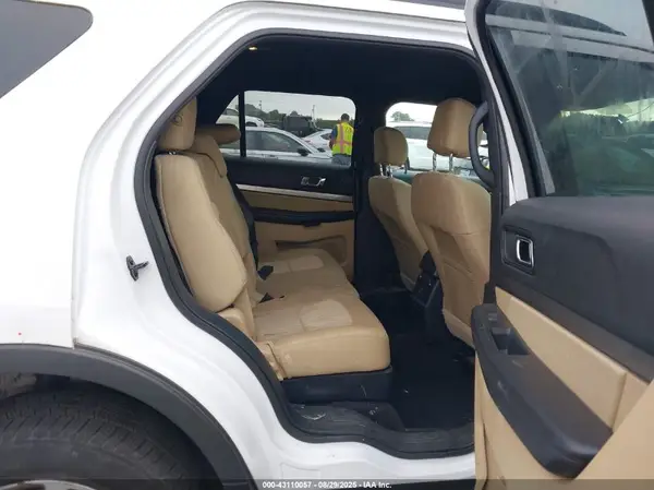 1FM5K8BH8HGC66303 2017 FORD EXPLORER - Image 8