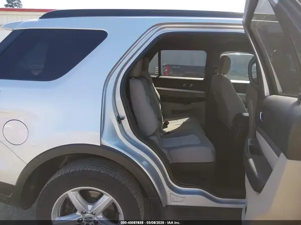 1FM5K8BH8JGC45330 2018 FORD EXPLORER - Image 8