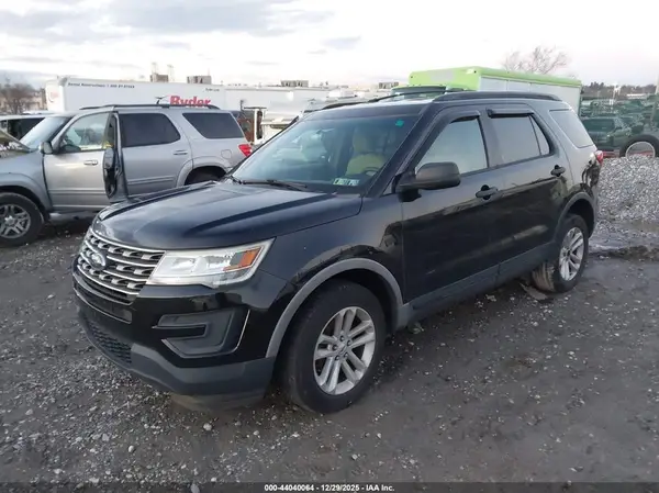 1FM5K8BH9HGA31098 2017 FORD EXPLORER - Image 2