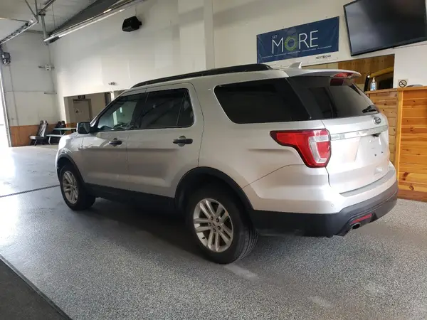1FM5K8BH9HGD24905 2017 FORD EXPLORER - Image 2
