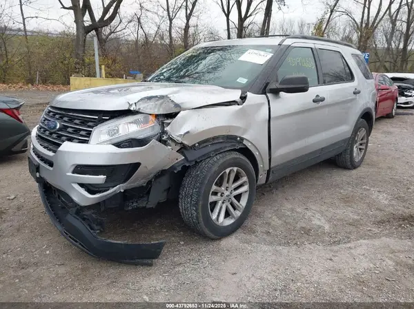 1FM5K8BH9HGE26589 2017 FORD EXPLORER - Image 2
