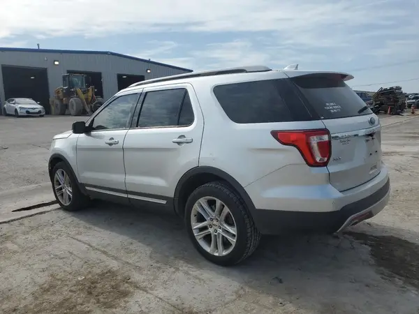 1FM5K8D80GGA63272 2016 FORD EXPLORER - Image 2