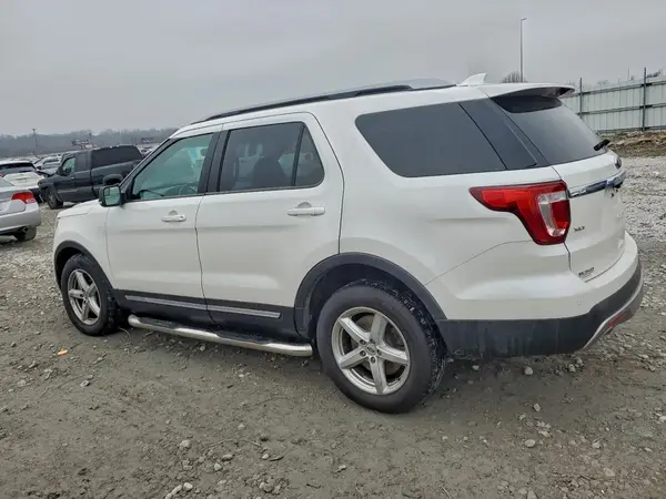 1FM5K8D80GGB03138 2016 FORD EXPLORER - Image 2