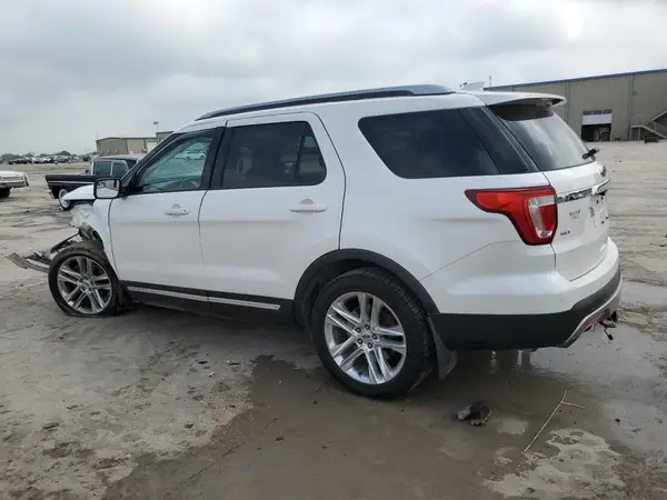 1FM5K8D80GGB17427 2016 FORD EXPLORER - Image 2