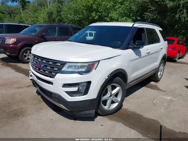 1FM5K8D80GGB20120 2016 FORD EXPLORER - Image 2