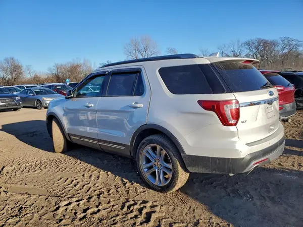 1FM5K8D80GGB59838 2016 FORD EXPLORER - Image 2