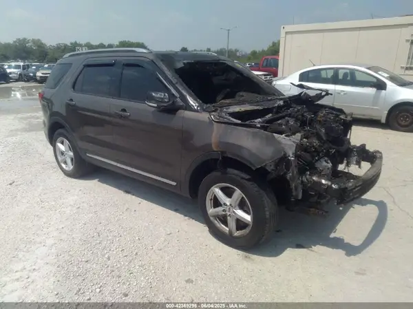 1FM5K8D80GGB64019 2016 FORD EXPLORER - Image 1