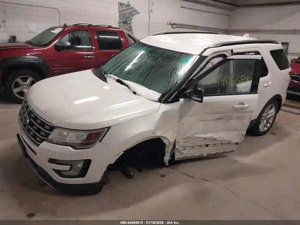 1FM5K8D80GGC04745 2016 FORD EXPLORER - Image 2