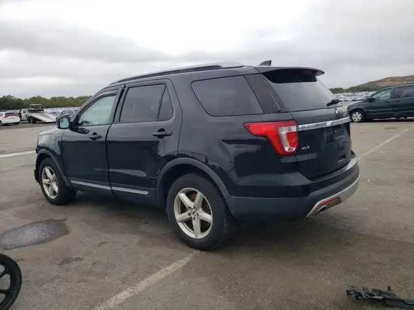 1FM5K8D80GGC52651 2016 FORD EXPLORER - Image 2