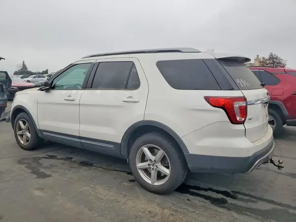 1FM5K8D80GGD14551 2016 FORD EXPLORER - Image 2