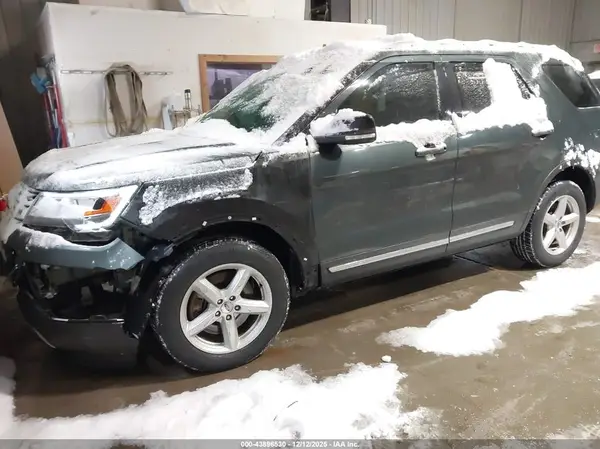 1FM5K8D80GGD23668 2016 FORD EXPLORER - Image 2