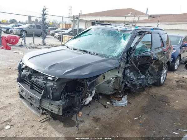 1FM5K8D80GGD23721 2016 FORD EXPLORER - Image 2